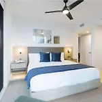 Modern Apartment 2Br-2Bth- Pool & Gym