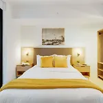 Modern Apartment 2Br-2Bth- Pool & Gym